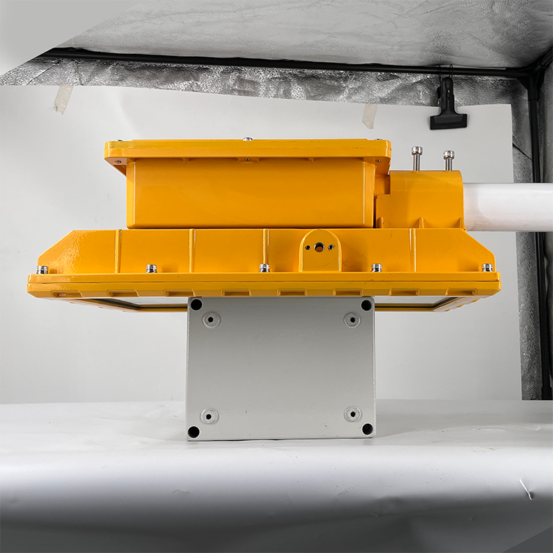 防爆马路灯 - FBM | LED防爆泛光灯